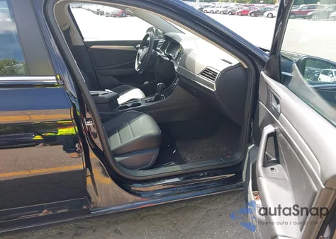 2021 Volkswagen Jetta 1.4T R-Line/1.4T S/1.4T Se из США, поврежденный, VIN 3VWC57BU0MM091312